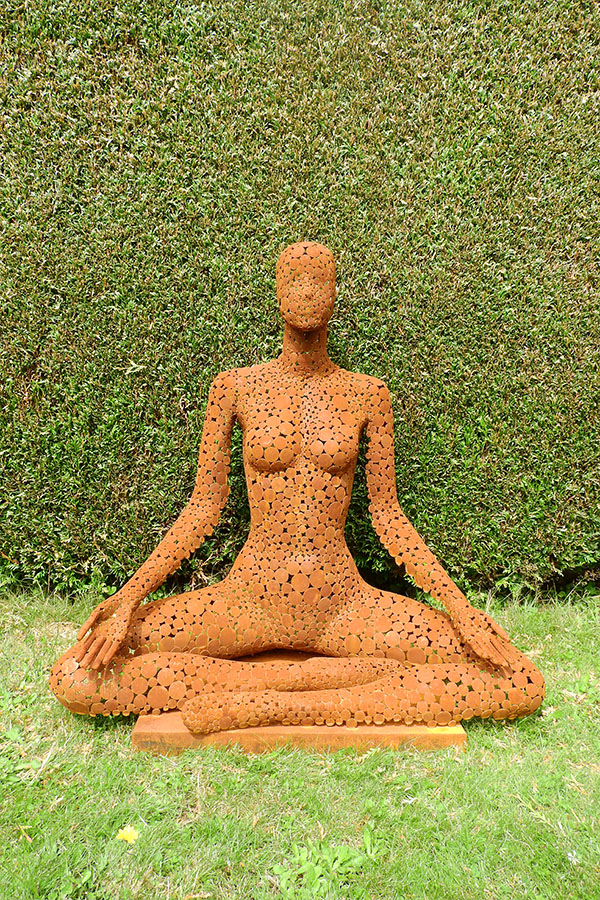  Sculpture exterieur  Servanne  Acier Corten Naturel yoga